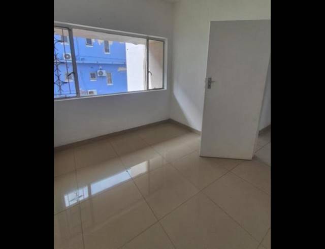 1 BEDROOM PROPERTY TO RENT IN OVERPORT